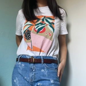 vintage embossed tooled brown leather belt. gold hardware. dark leather